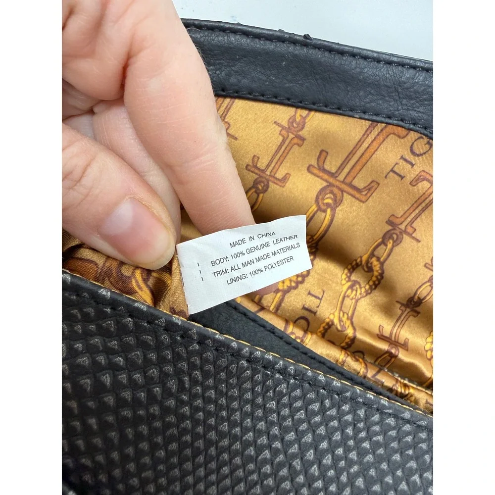 Tignanello Black Snakeskin Embossed Leather Crossbody Envelope‎ Clutch Bag